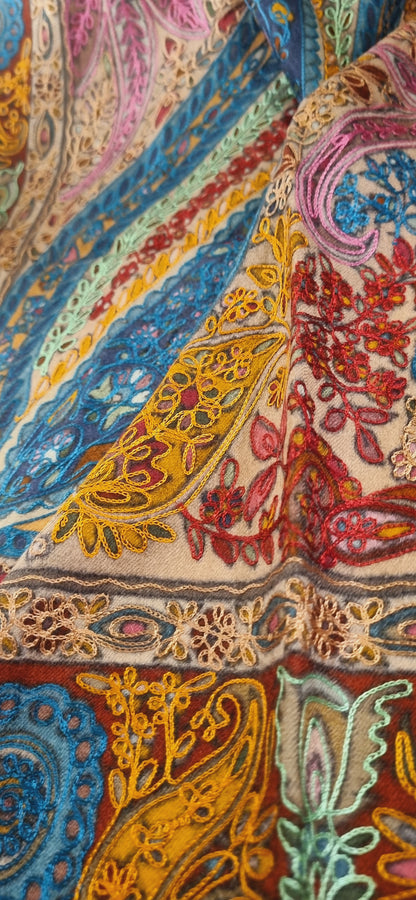 Reelkar embroidered pashmina shawl