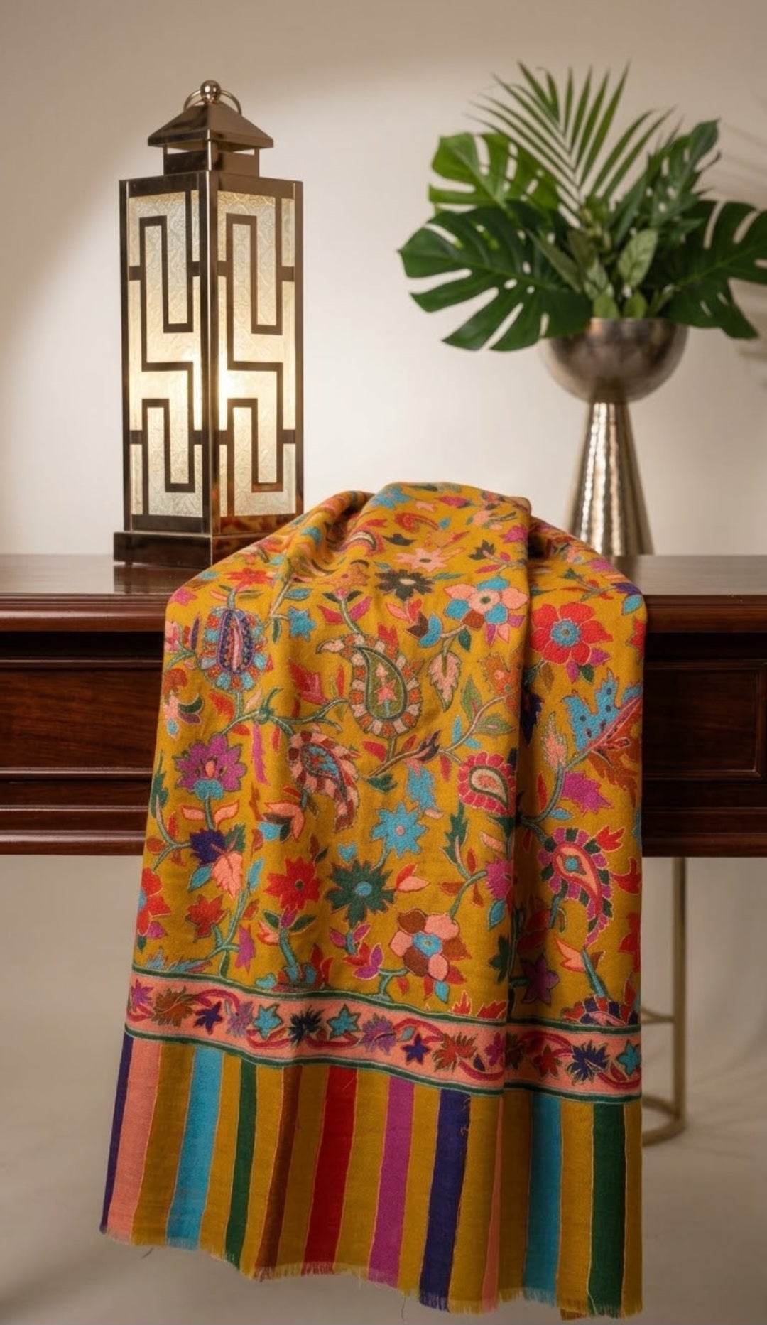Kalamkar embroidered: Pashmina