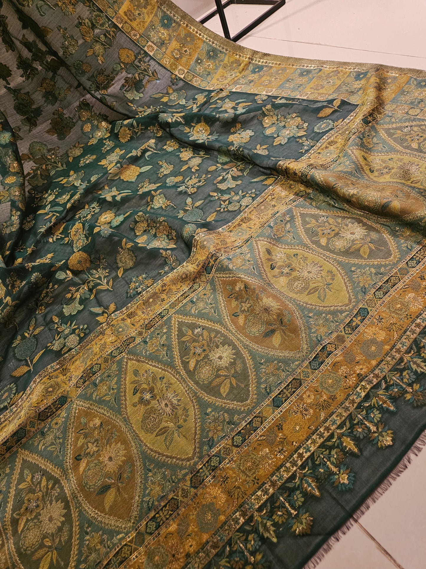Silk kaani shawl