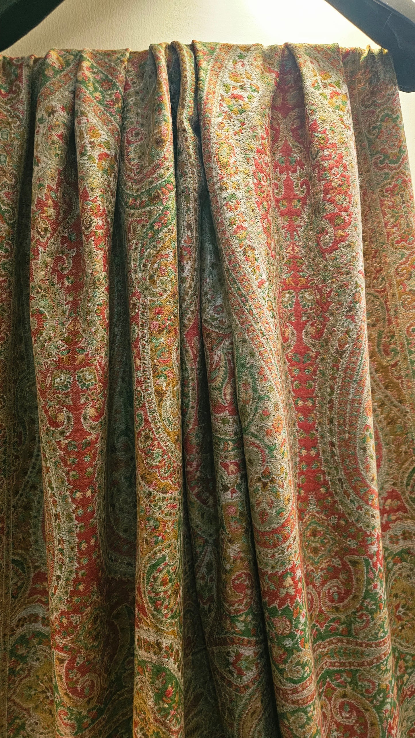 Reversible persian kaani: Pashmina