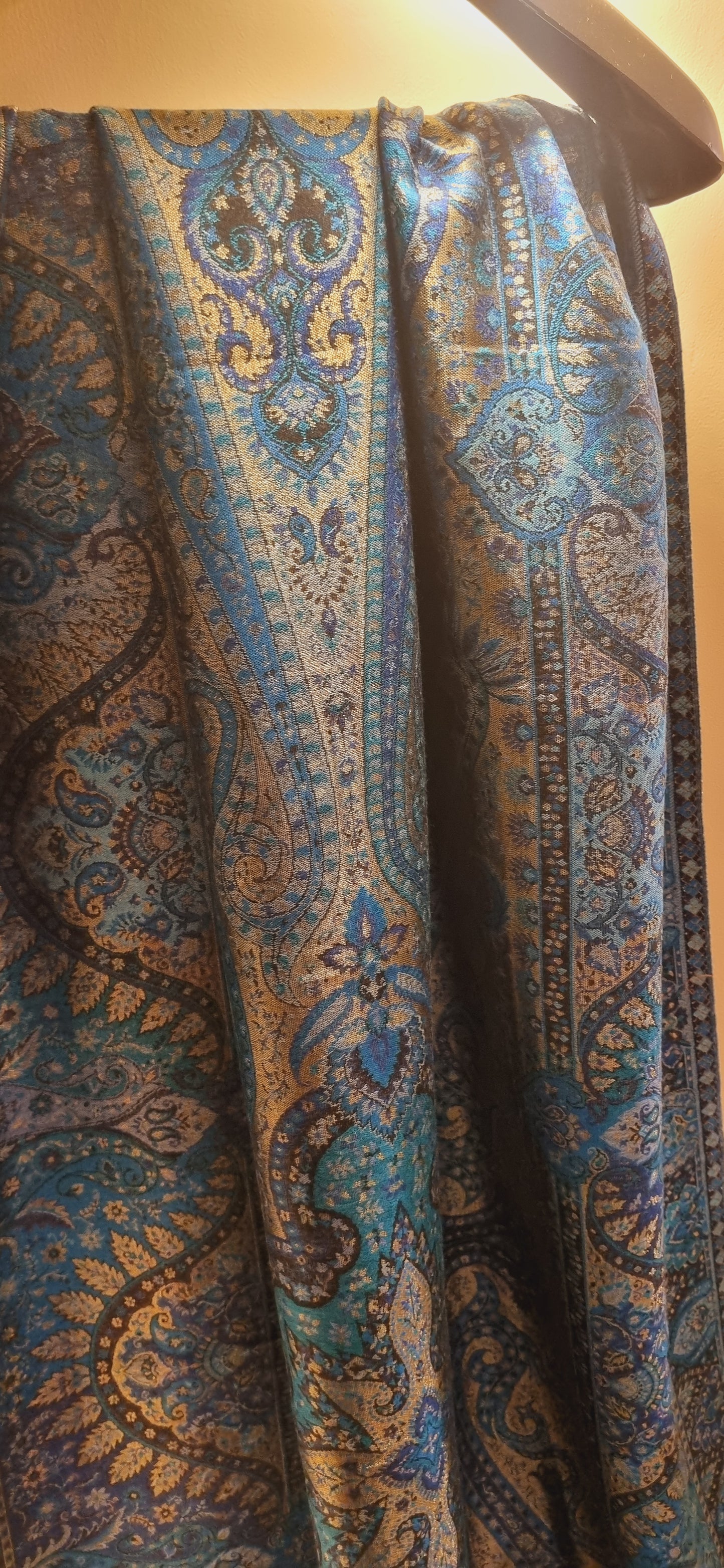Reversible moonlight gandhara kaani shawl