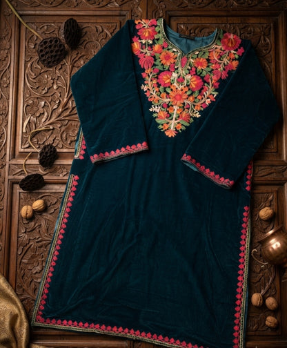 Kashmiri phiran: velvet