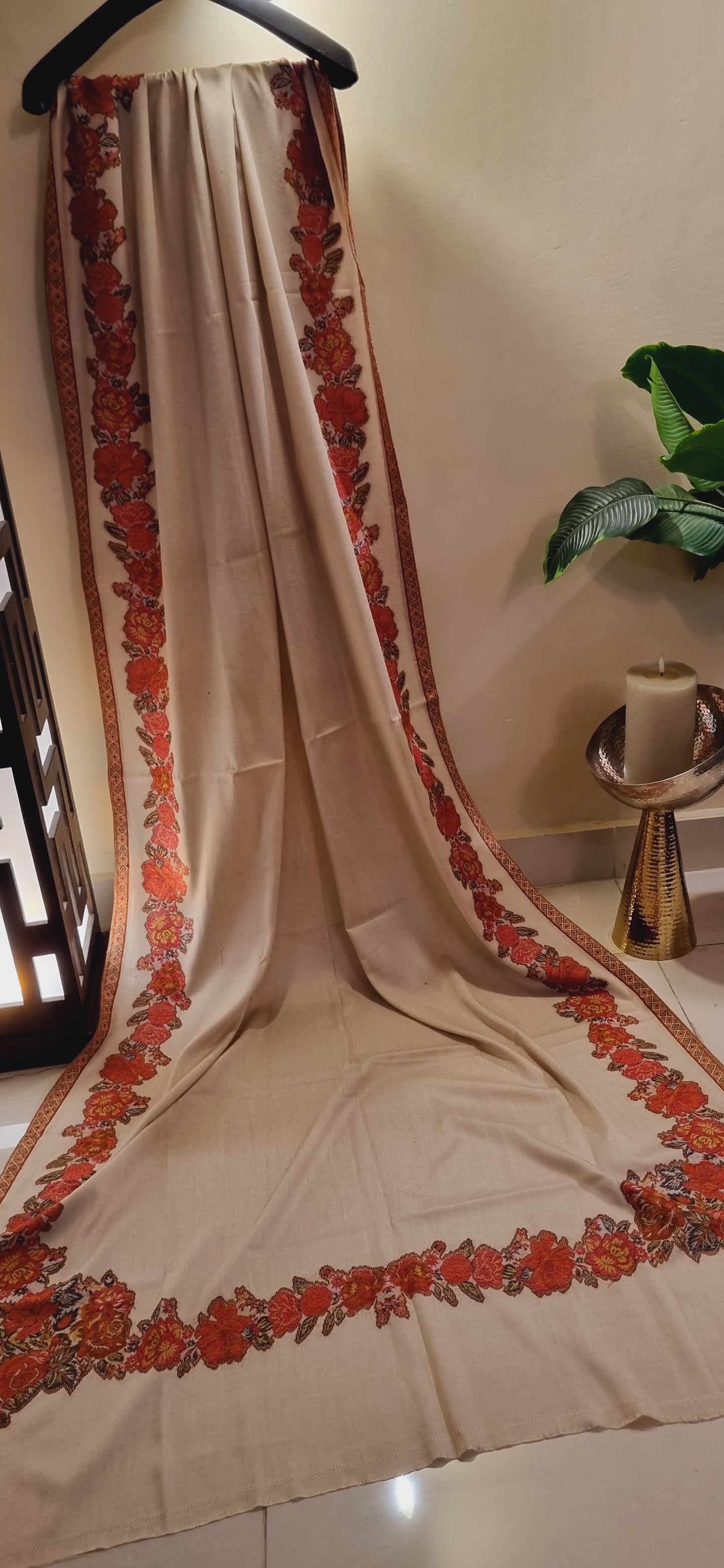 Woollen pashmina kaani shawls