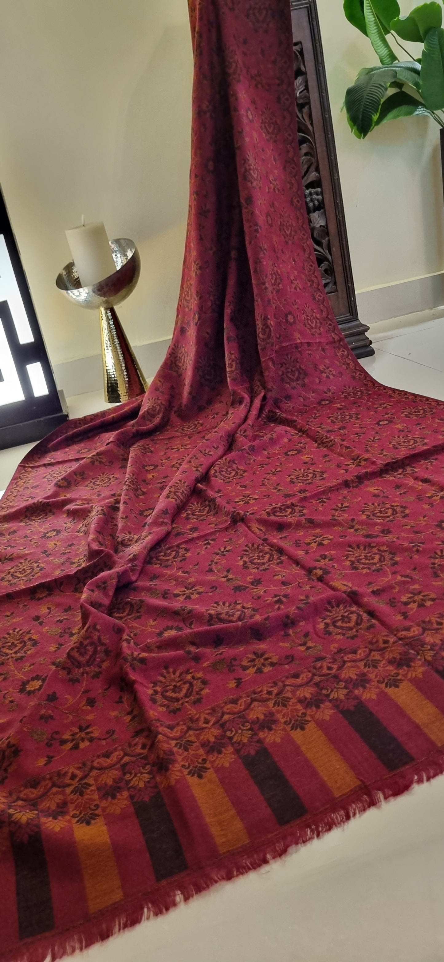 Woolen pashmina kaani shawl