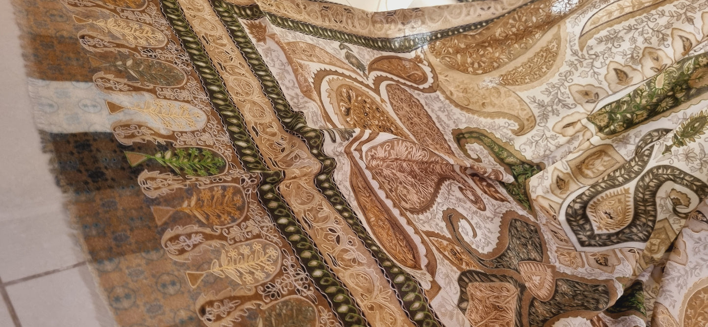 Reelkar embroidered pashmina
