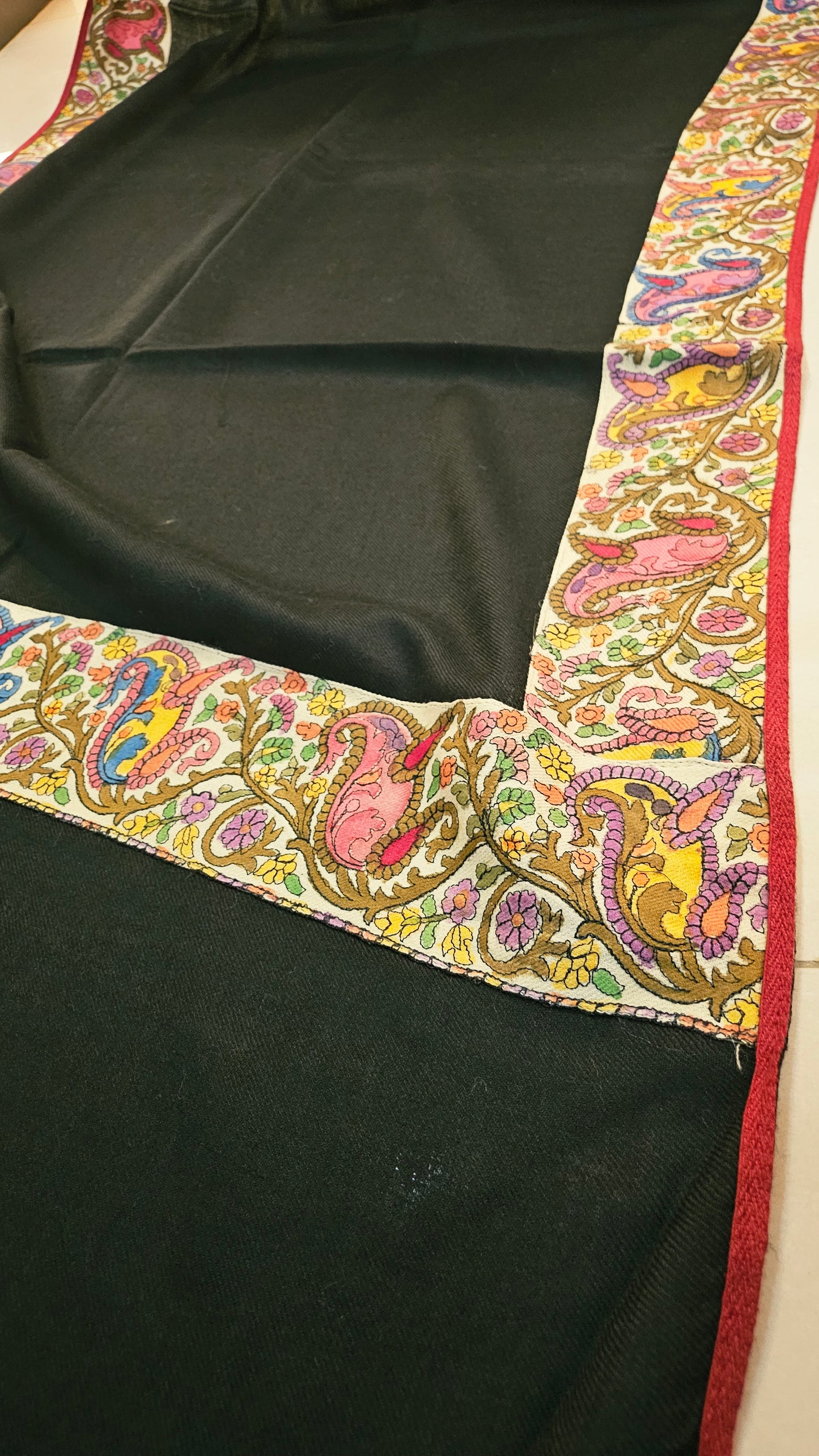 Kalamkar embroidered minishawl: pashmina