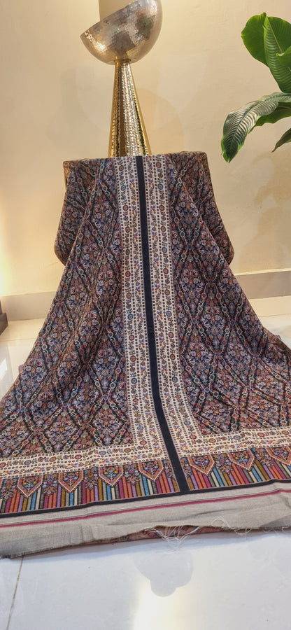 Unstitched Pashmina kaani jacket