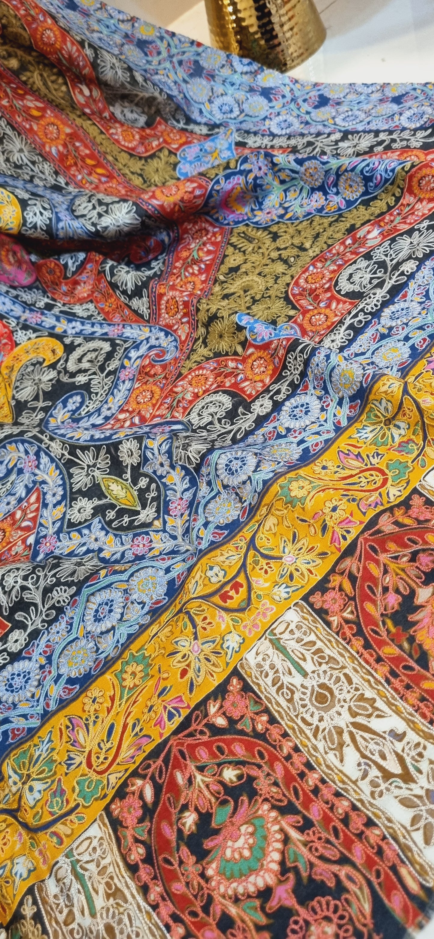 Reelkar pashmina shawl