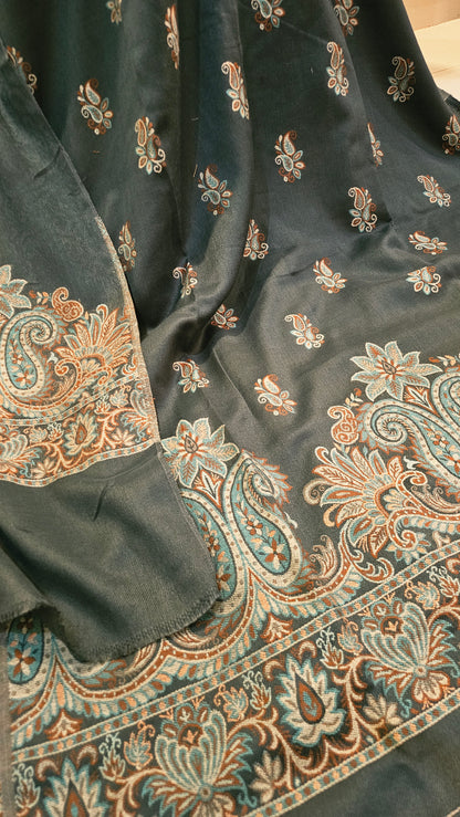 Kaani suit: Pashmina