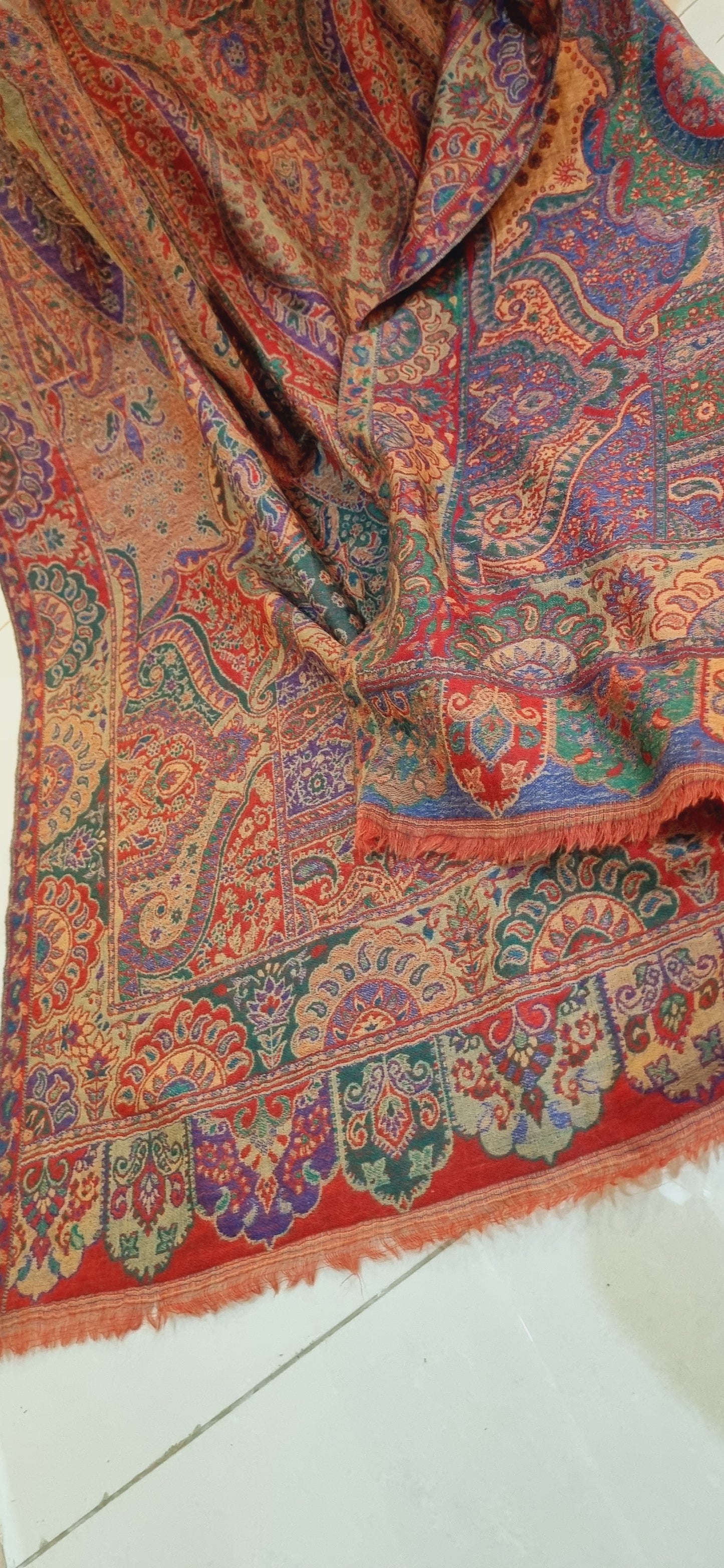 Reversible kaani shawl pashmina