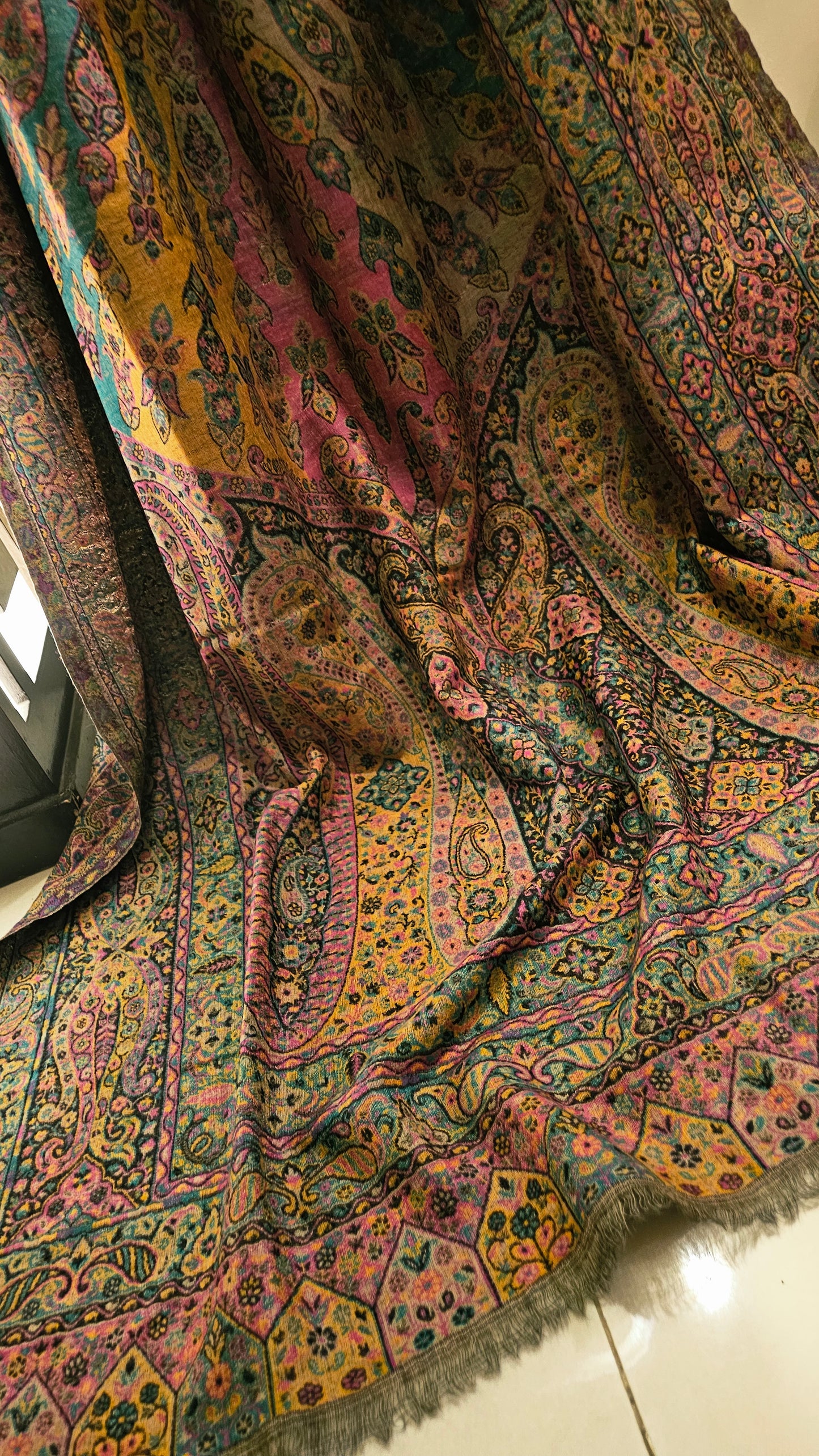 Reversible Persian kaani: Toosh
