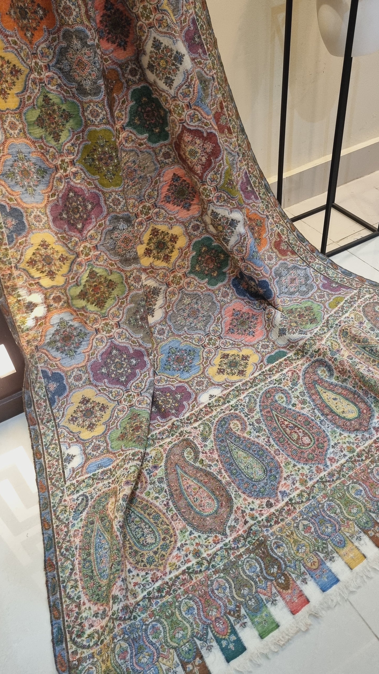 Kaani shawl pashmina