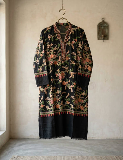 Embroidered kurta: Pashmina