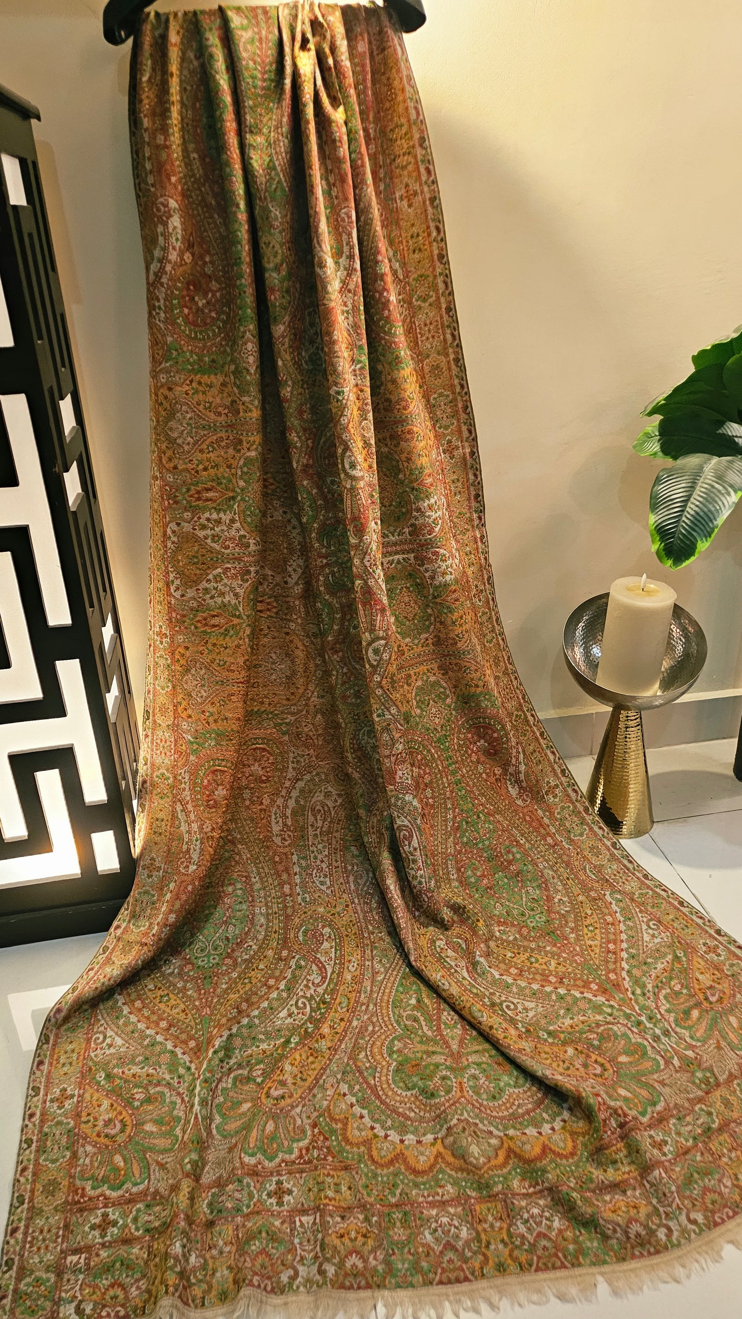 Reversible persian kaani: Pashmina
