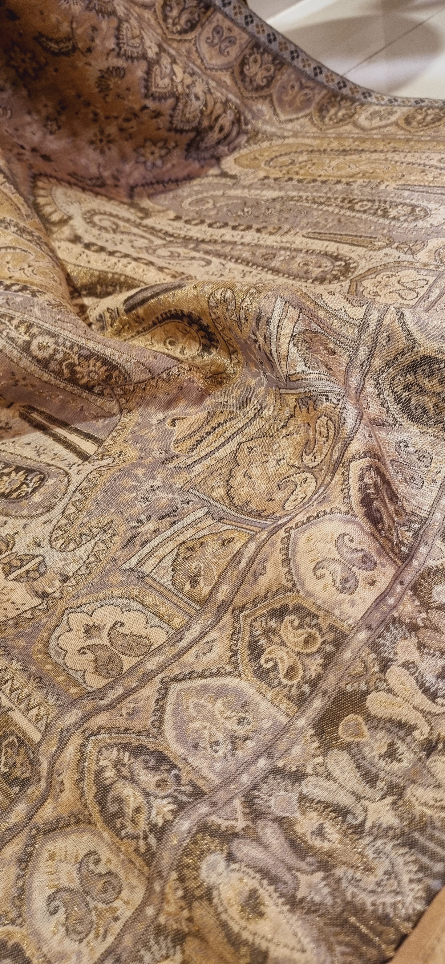 Reversible Moonlight gandhara kaani shawl