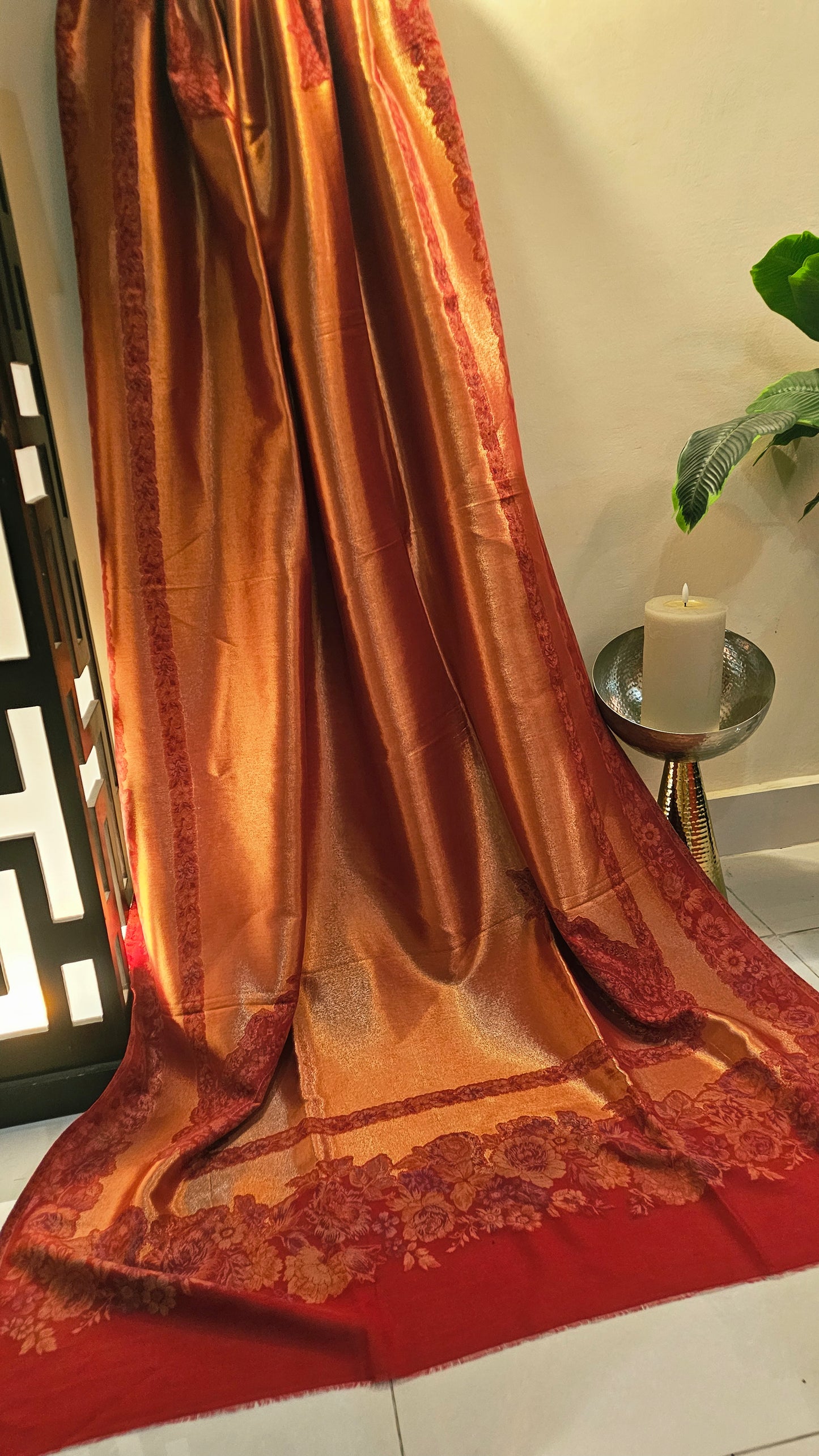 Pyari shawl