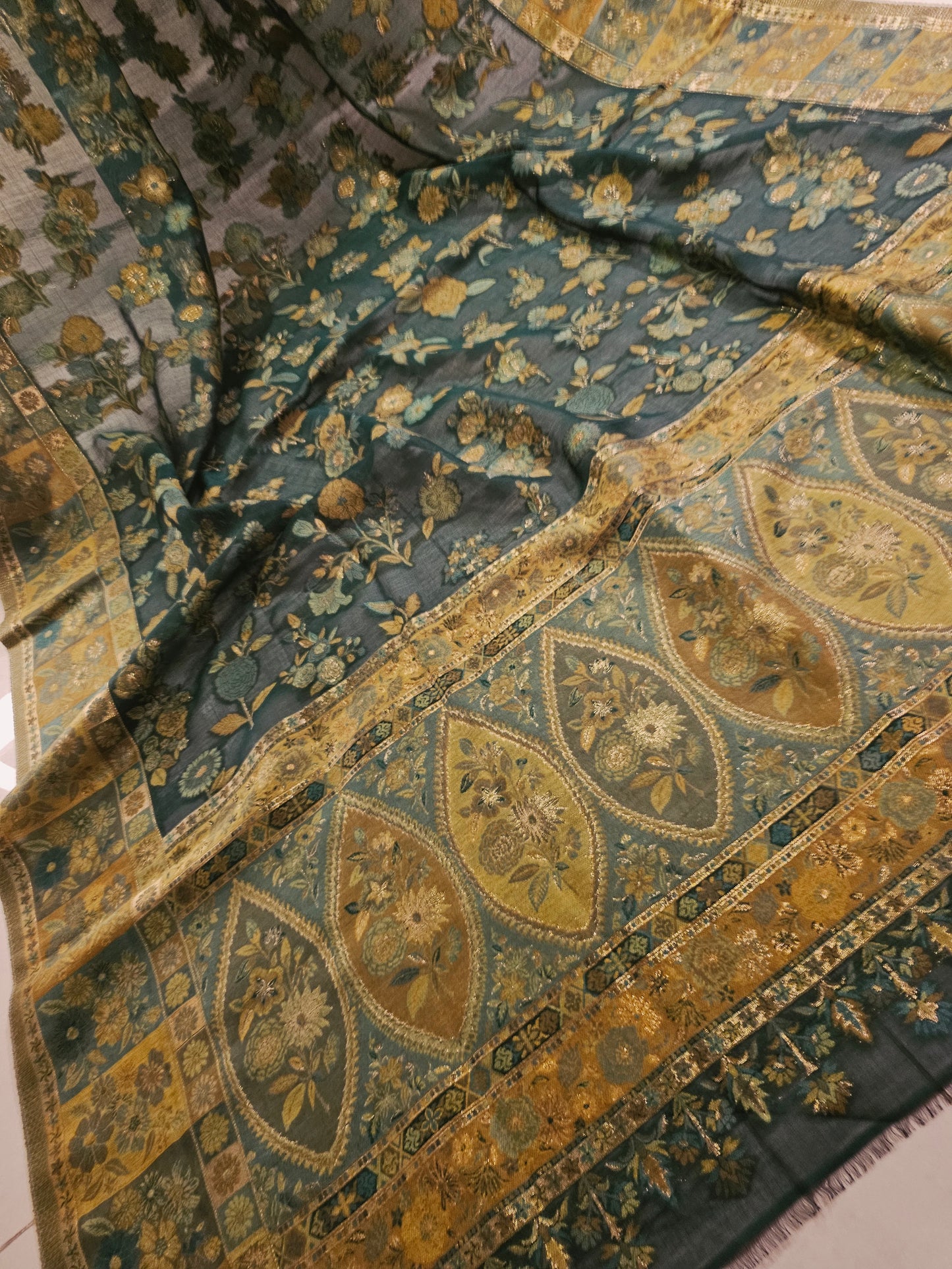 Silk kaani shawl