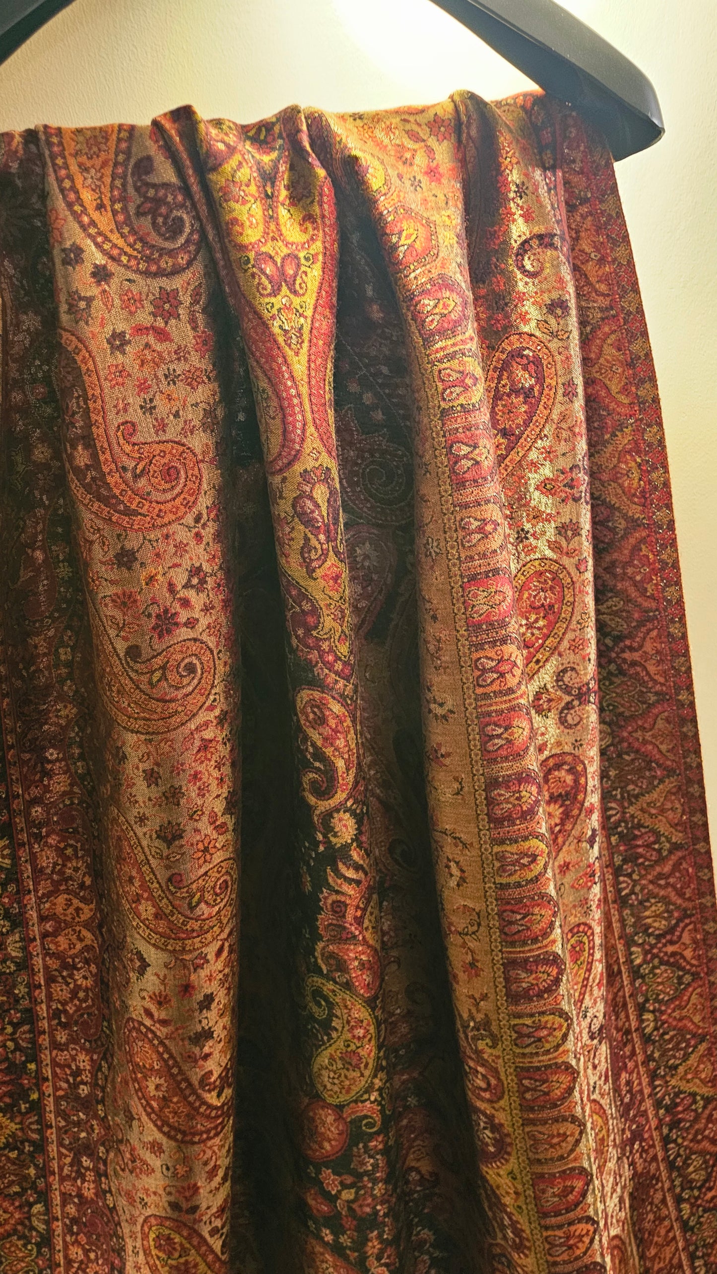 Gandhara reversible kaani: shawl