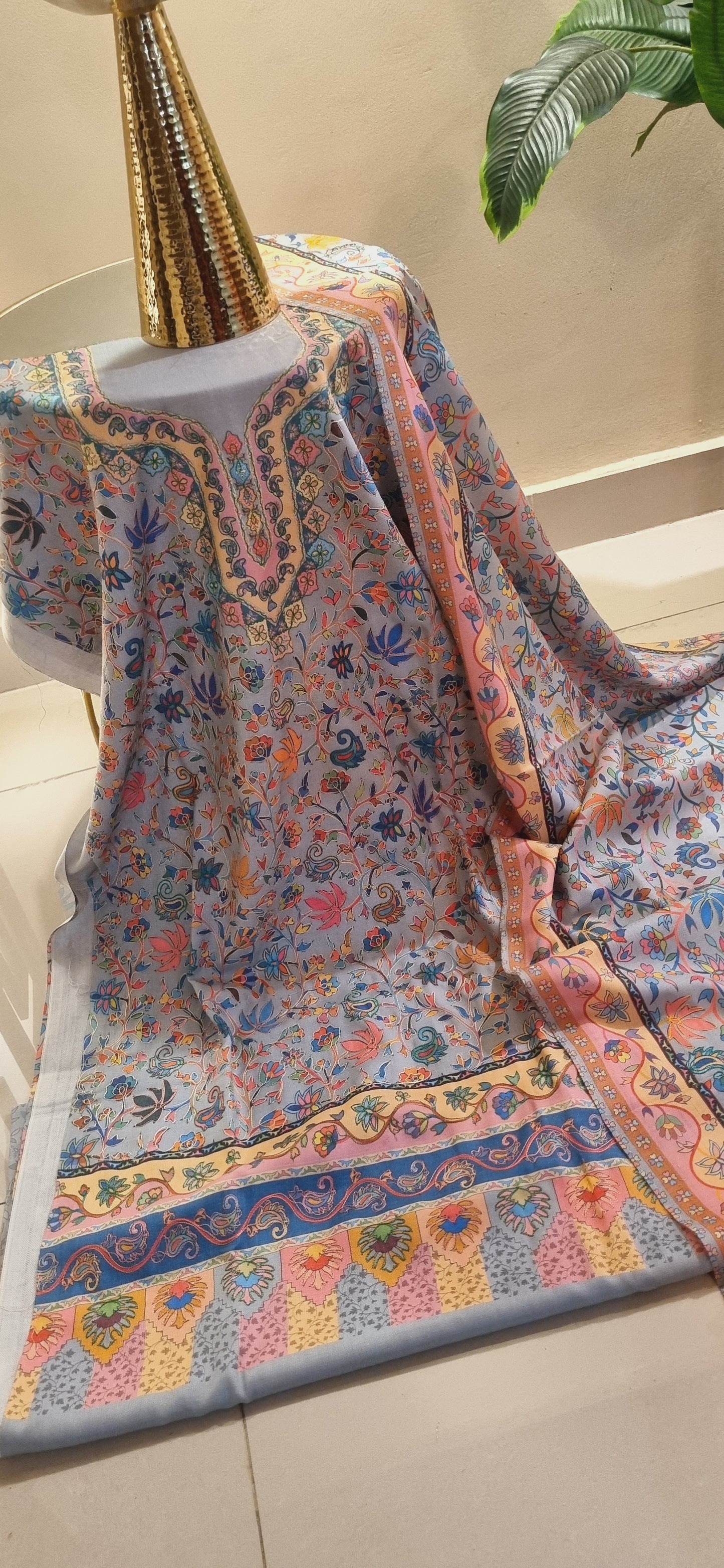 Pashmina reelkar suit