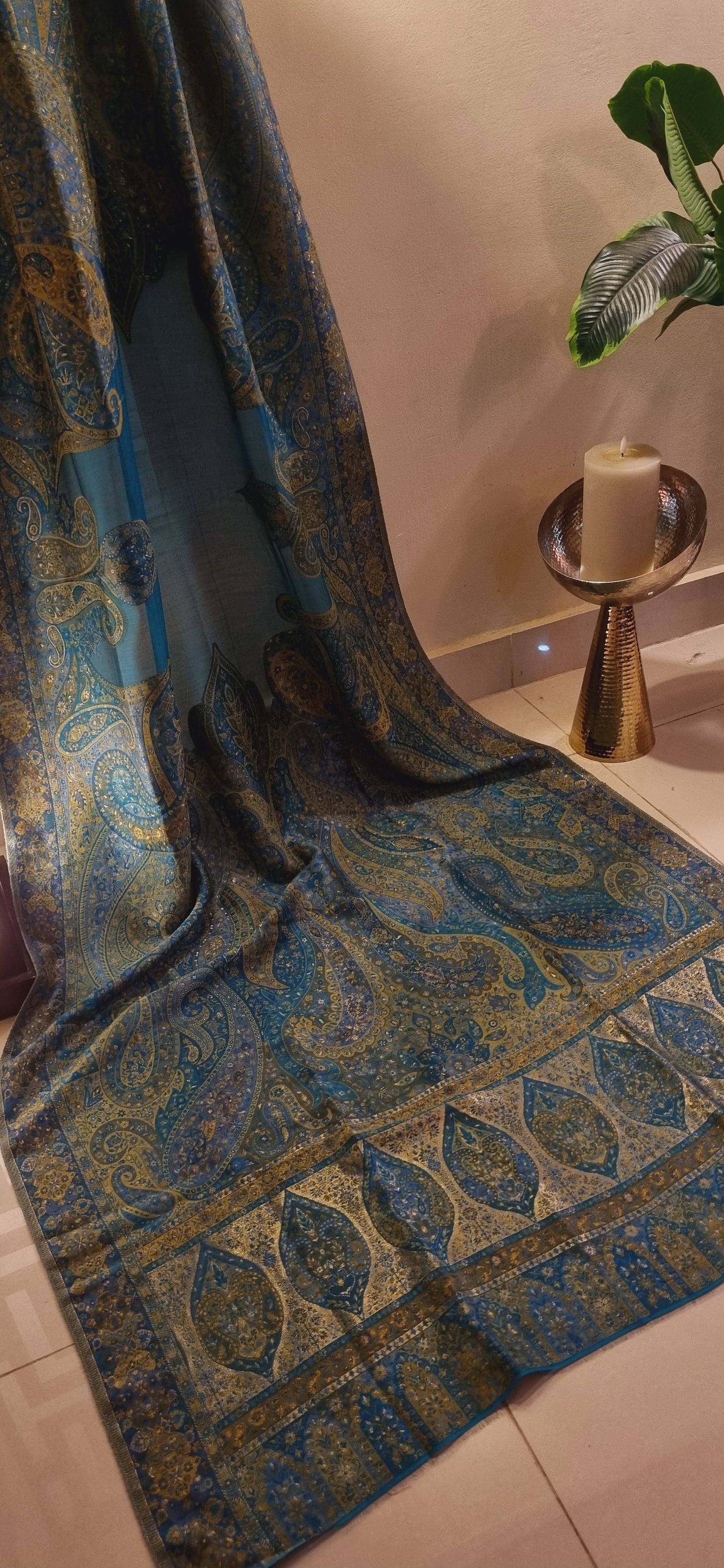 Silk kaani shawl