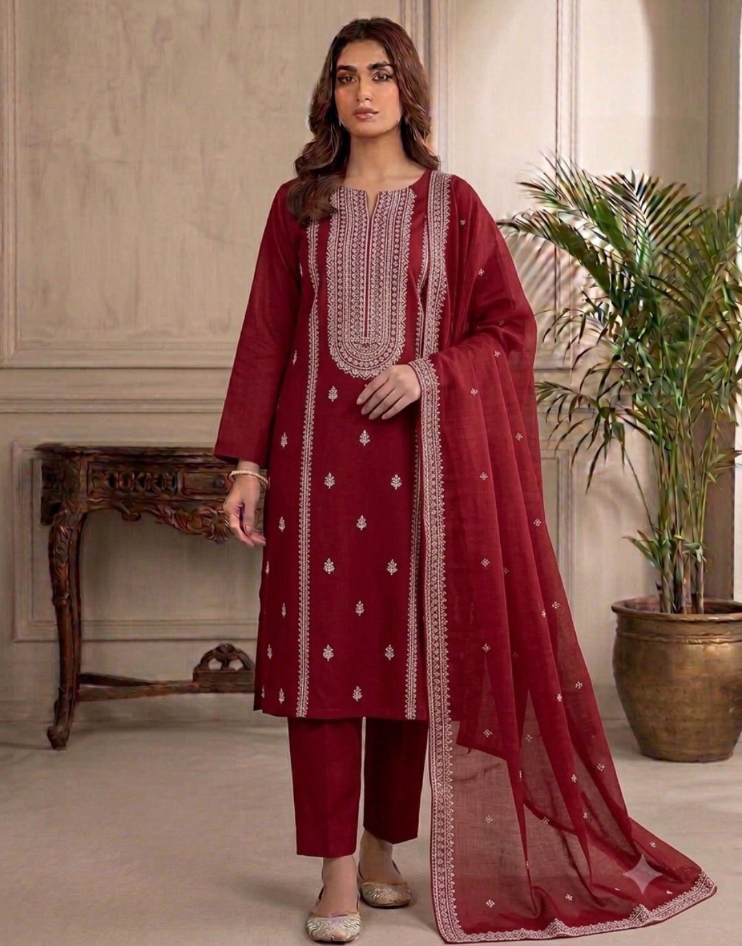 Lawn embroidered : Suit