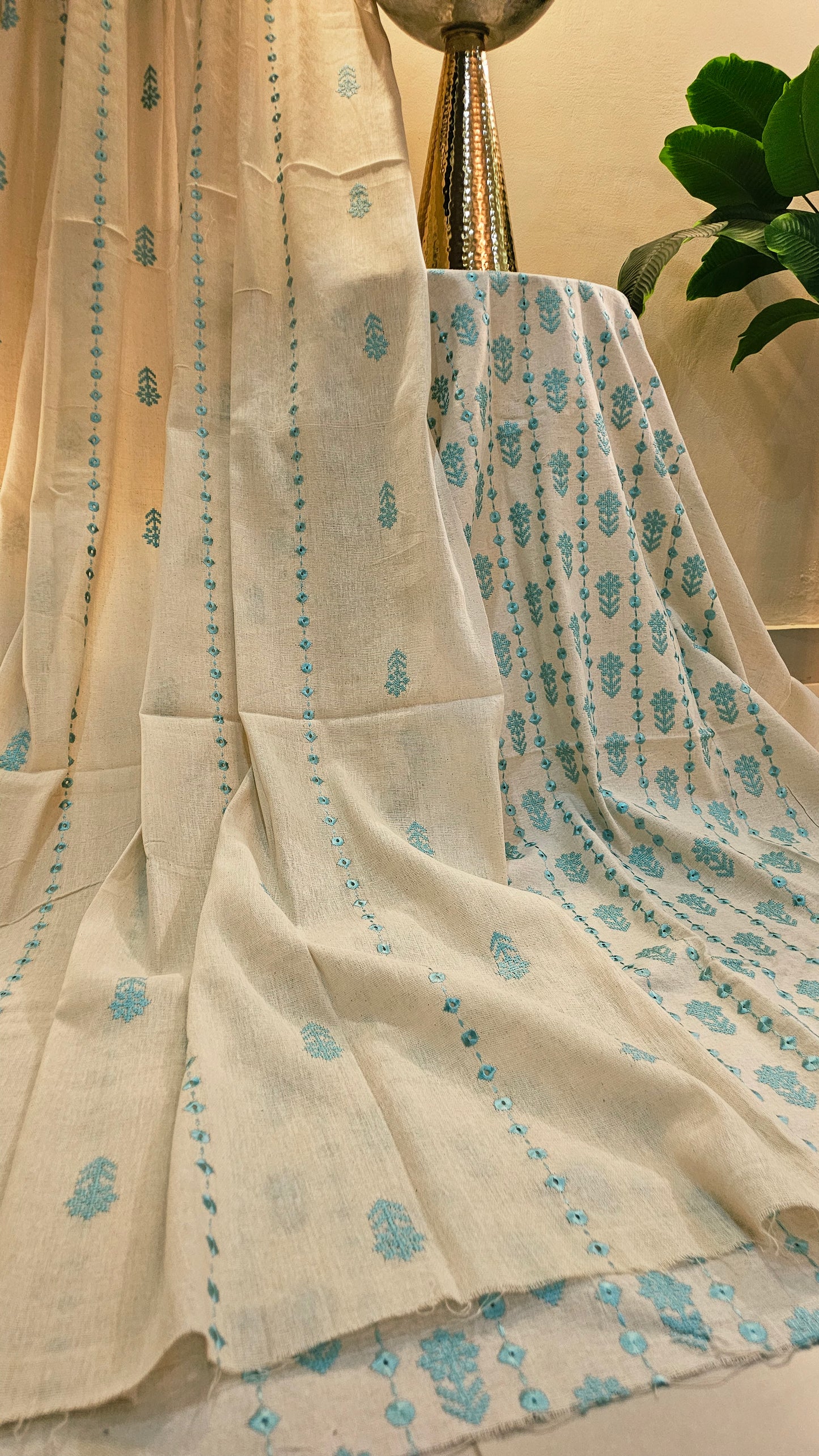 Embroidered three piece: Karandi khaddar
