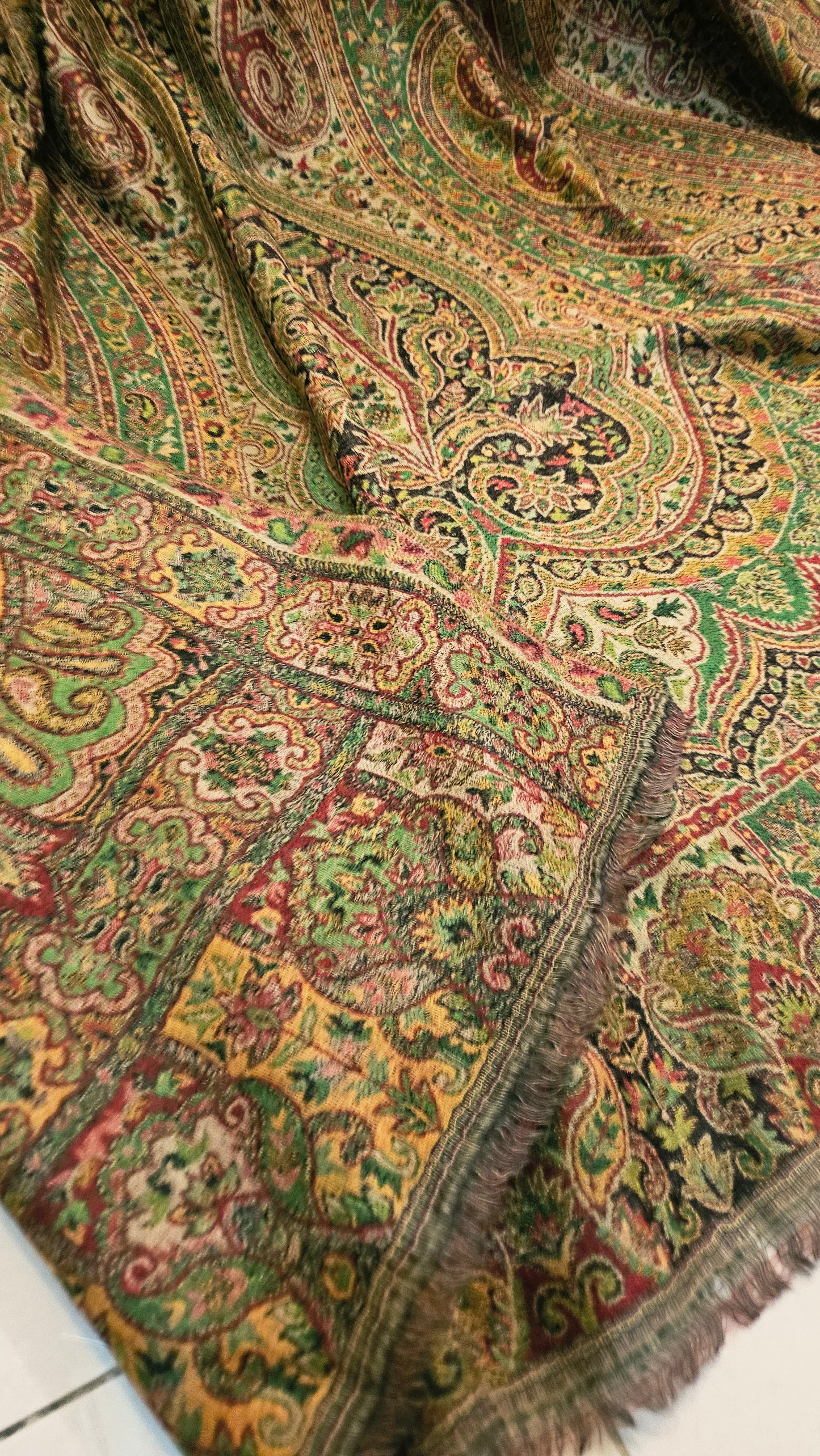 Reversible Persian kaani: Pashmina
