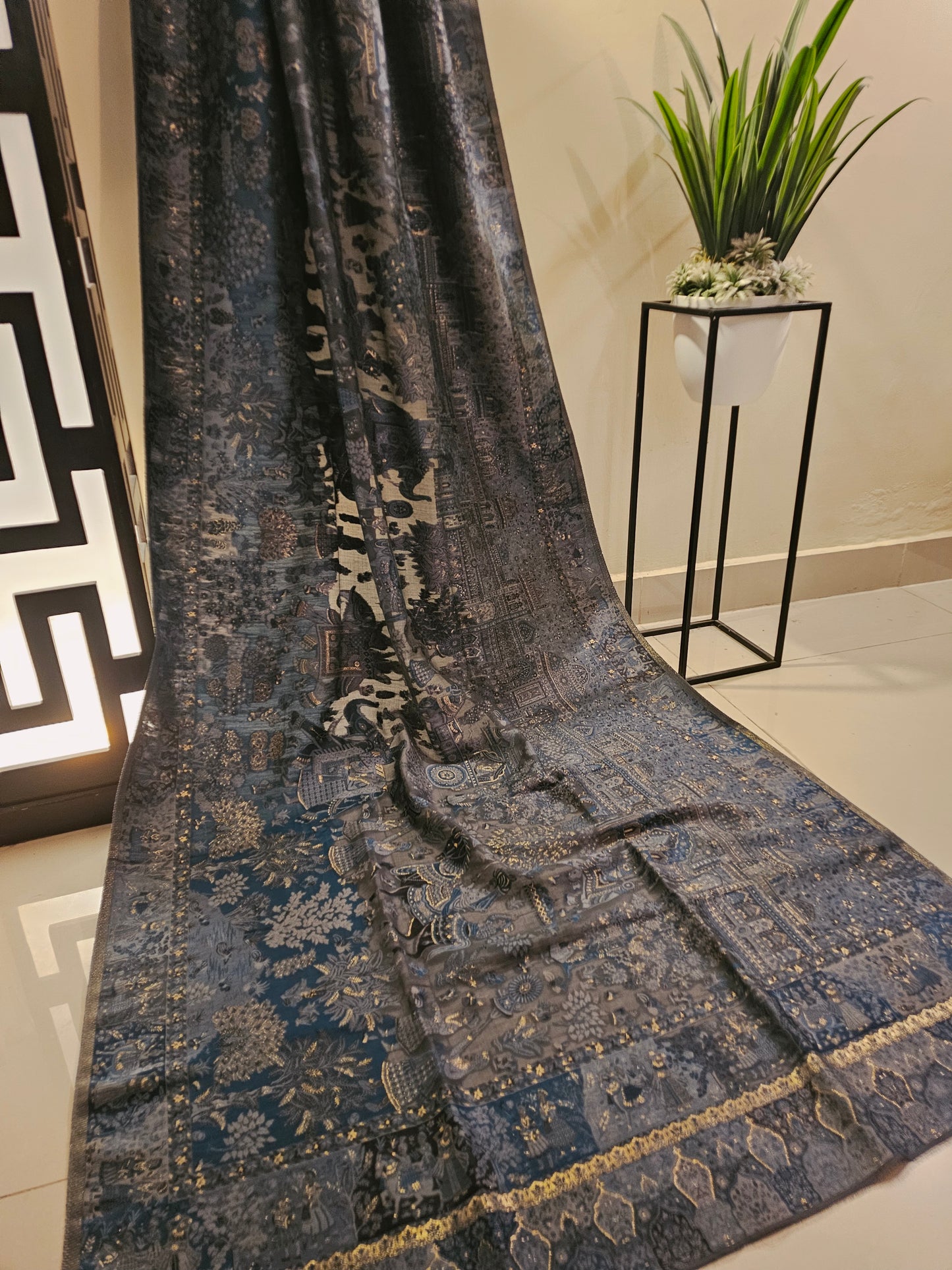 Silk kaani shawl