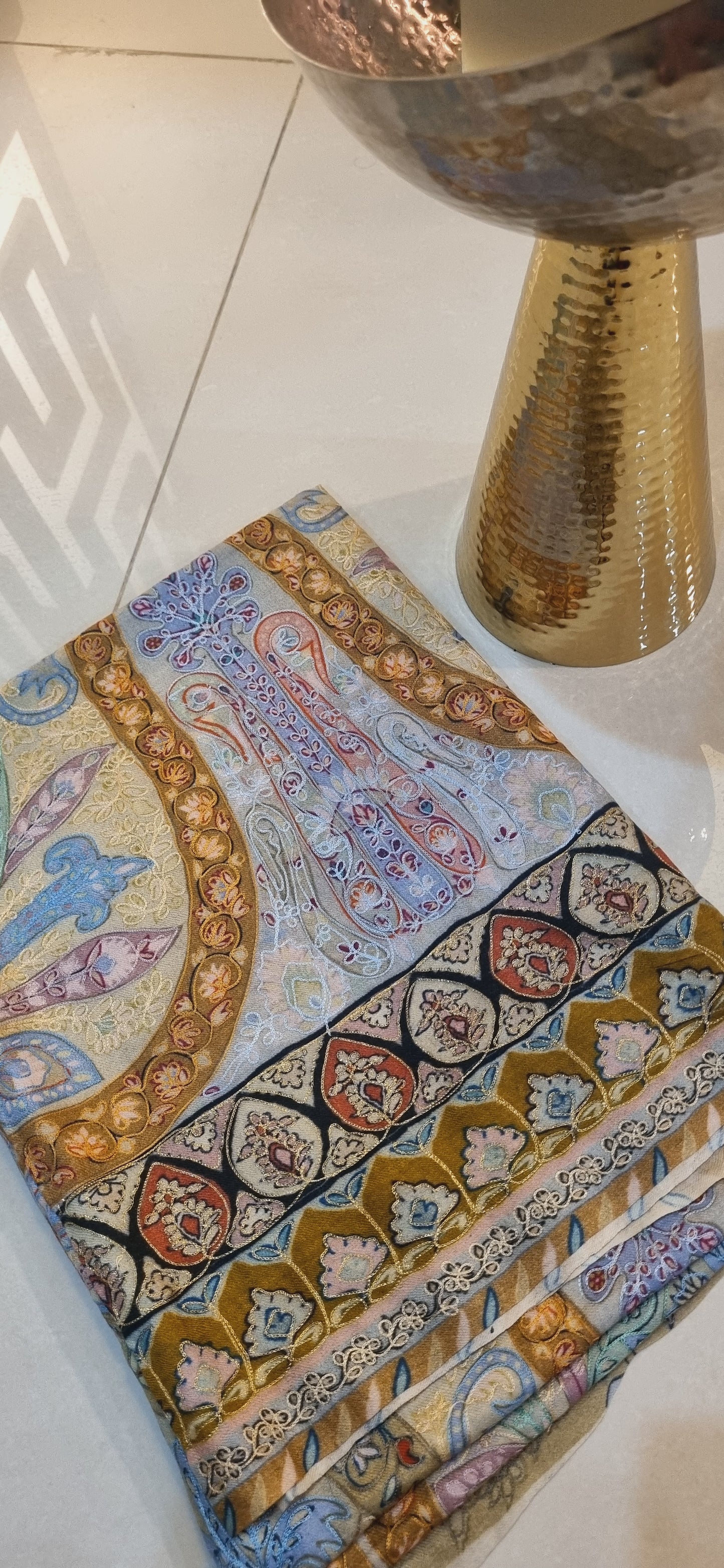 Reelkar pashmina shawl