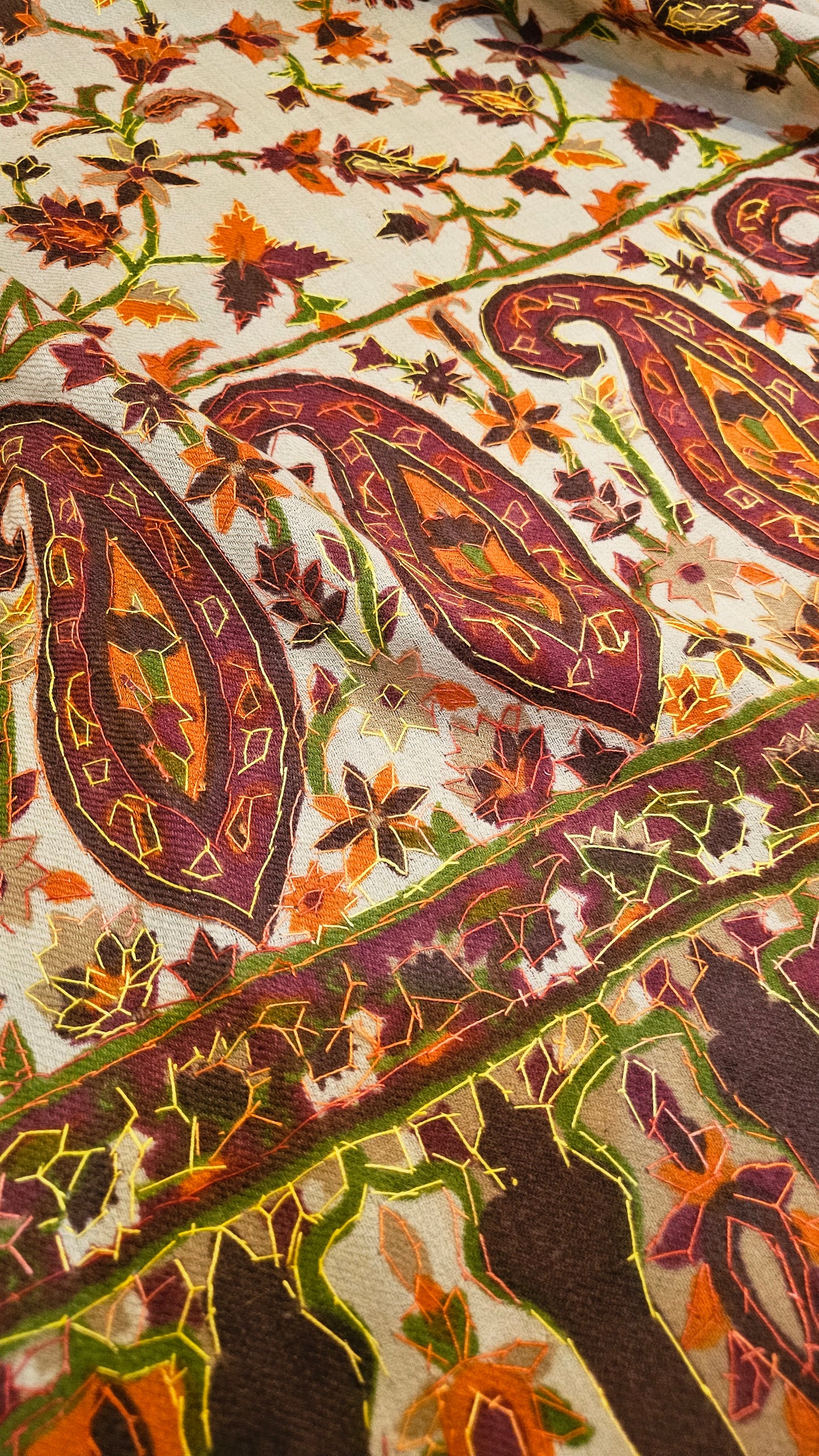 Kalamkar embroidered: Pashmina