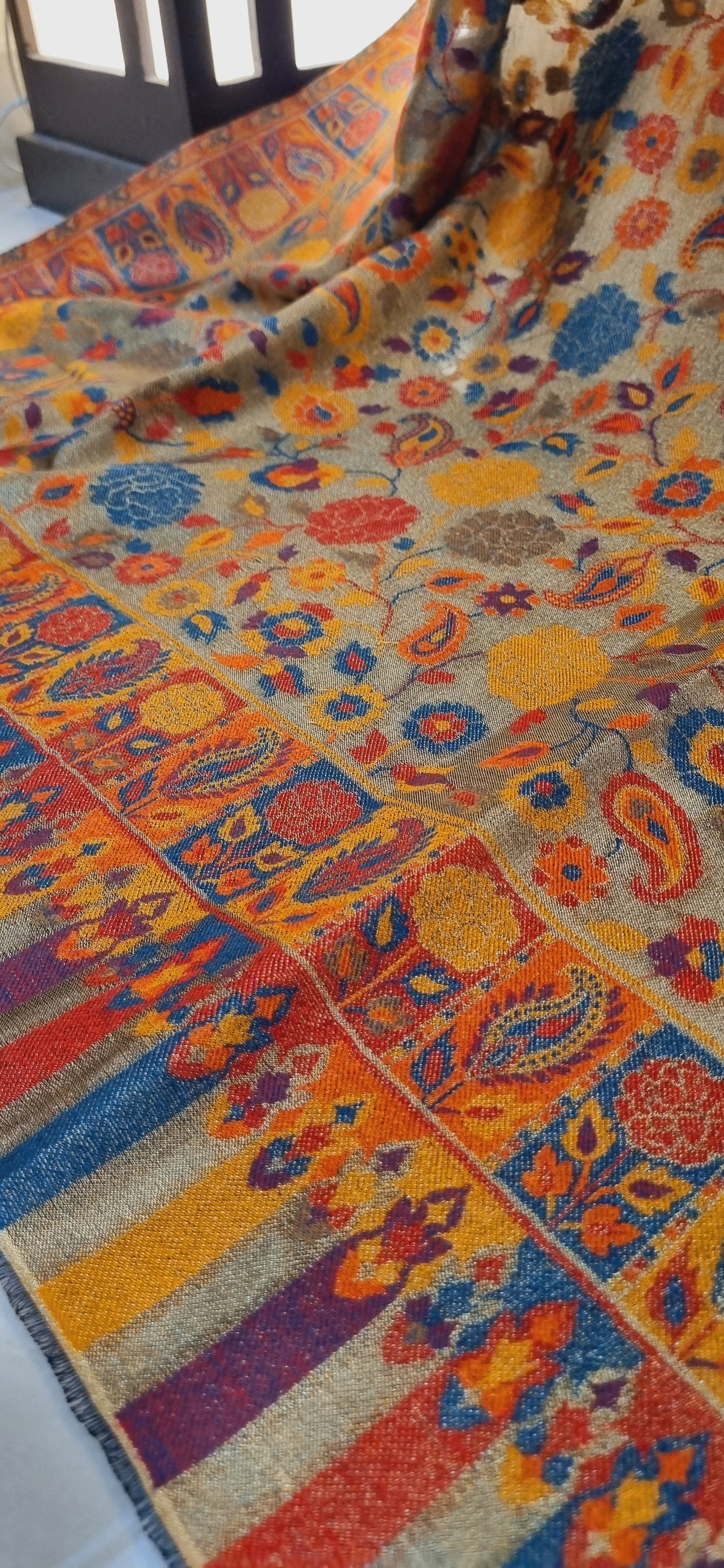 Moonlight kaani shawl