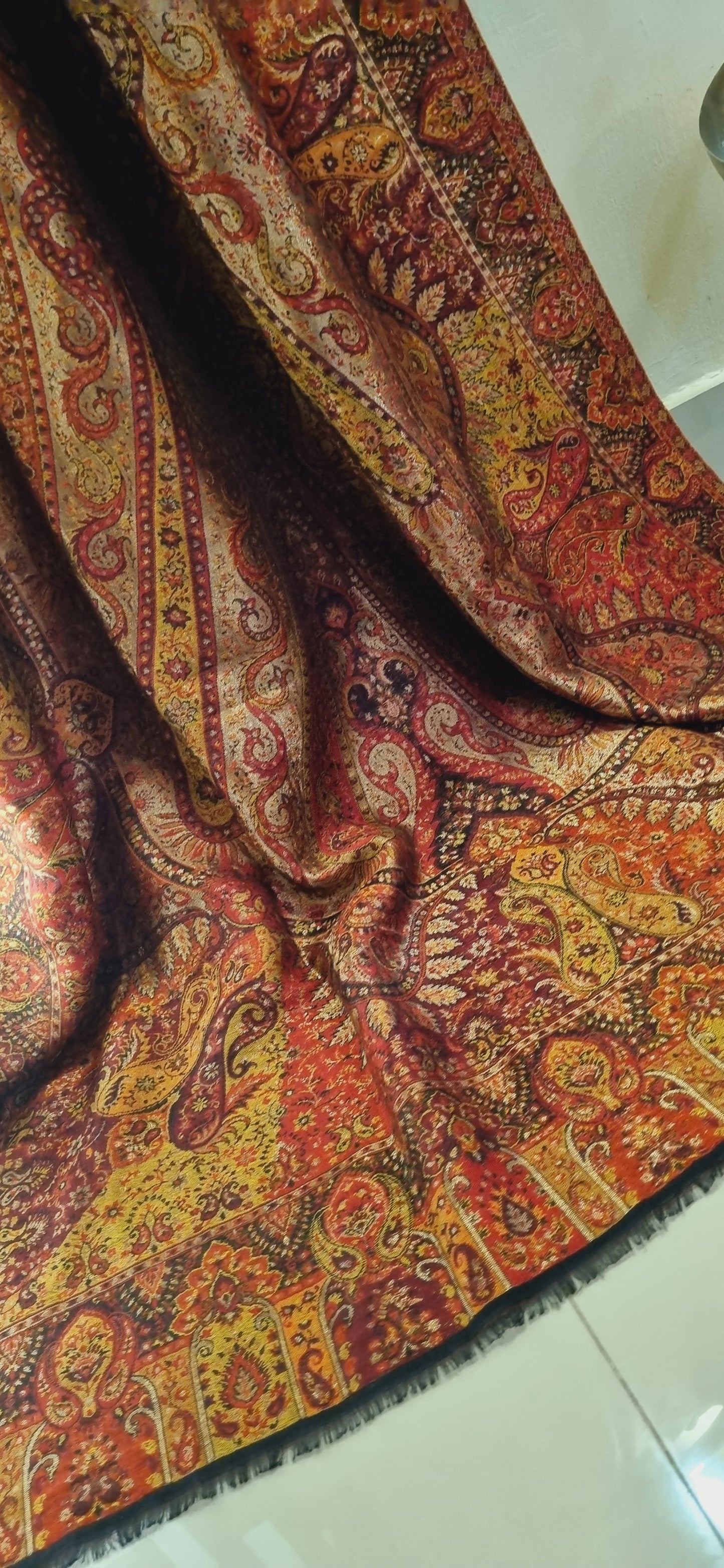 Reversible moonlight gandhara kaani shawl